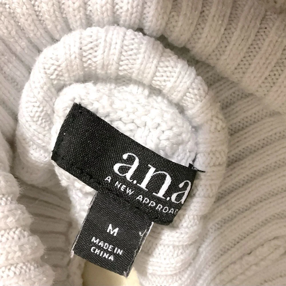a.n.a. Cable Knit Sweater Turtle Neck M Silver Gray